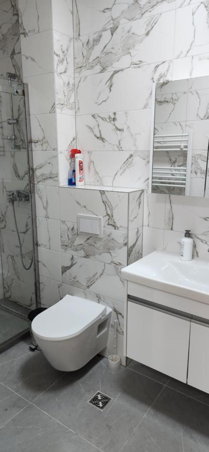 Brand New Two Bedroom And One Living Room Apartment In A Great Location! SJJ Esterno foto